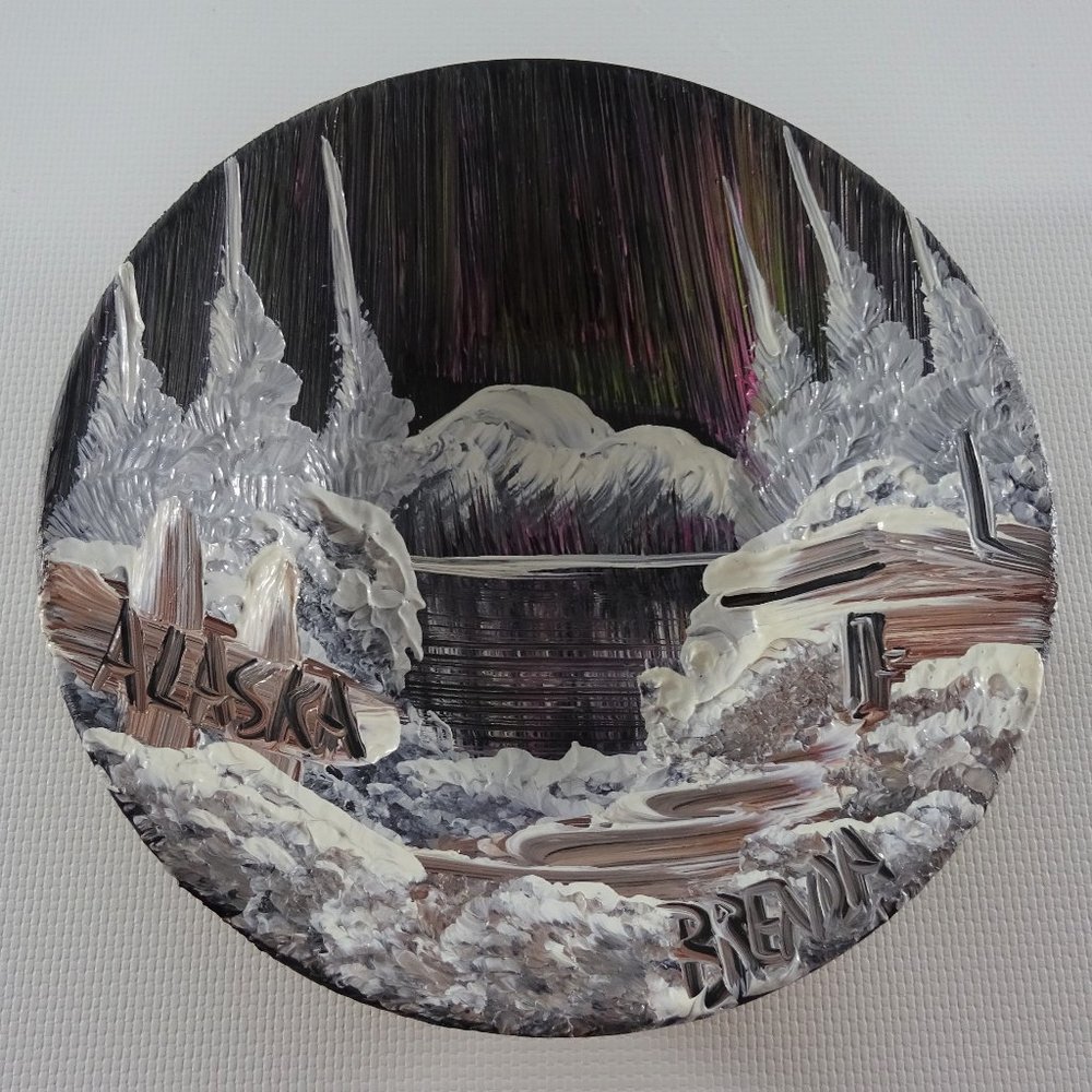 Hand Painted Alaska Brenda Folk Art Textured Wall Hanging 5" Round Plate